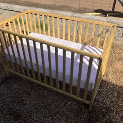 Crin With Mattress 