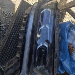 23 Kia Headlight 