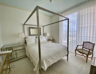 Great metal canopy queen bed frame