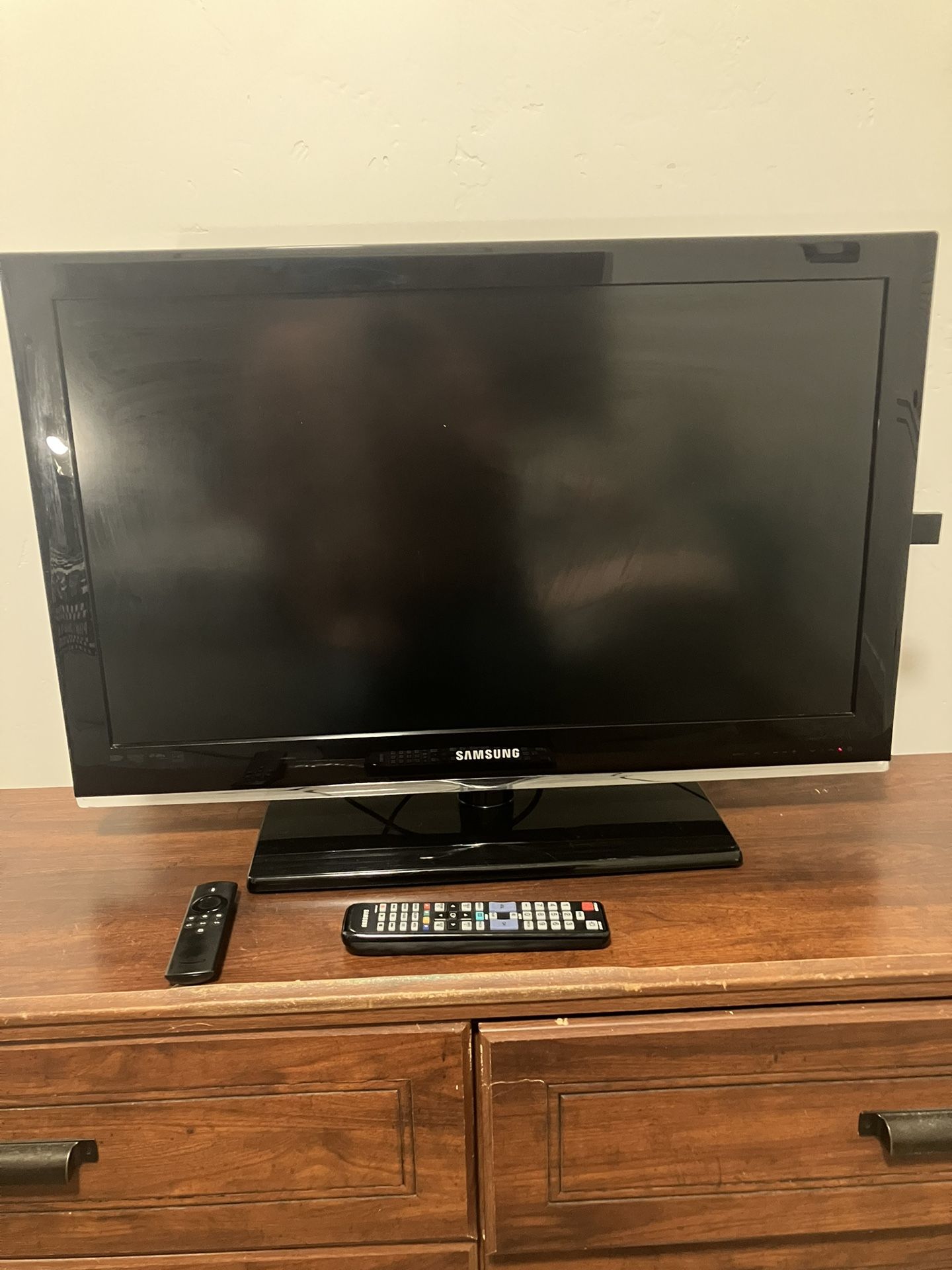 32in Flat Screen