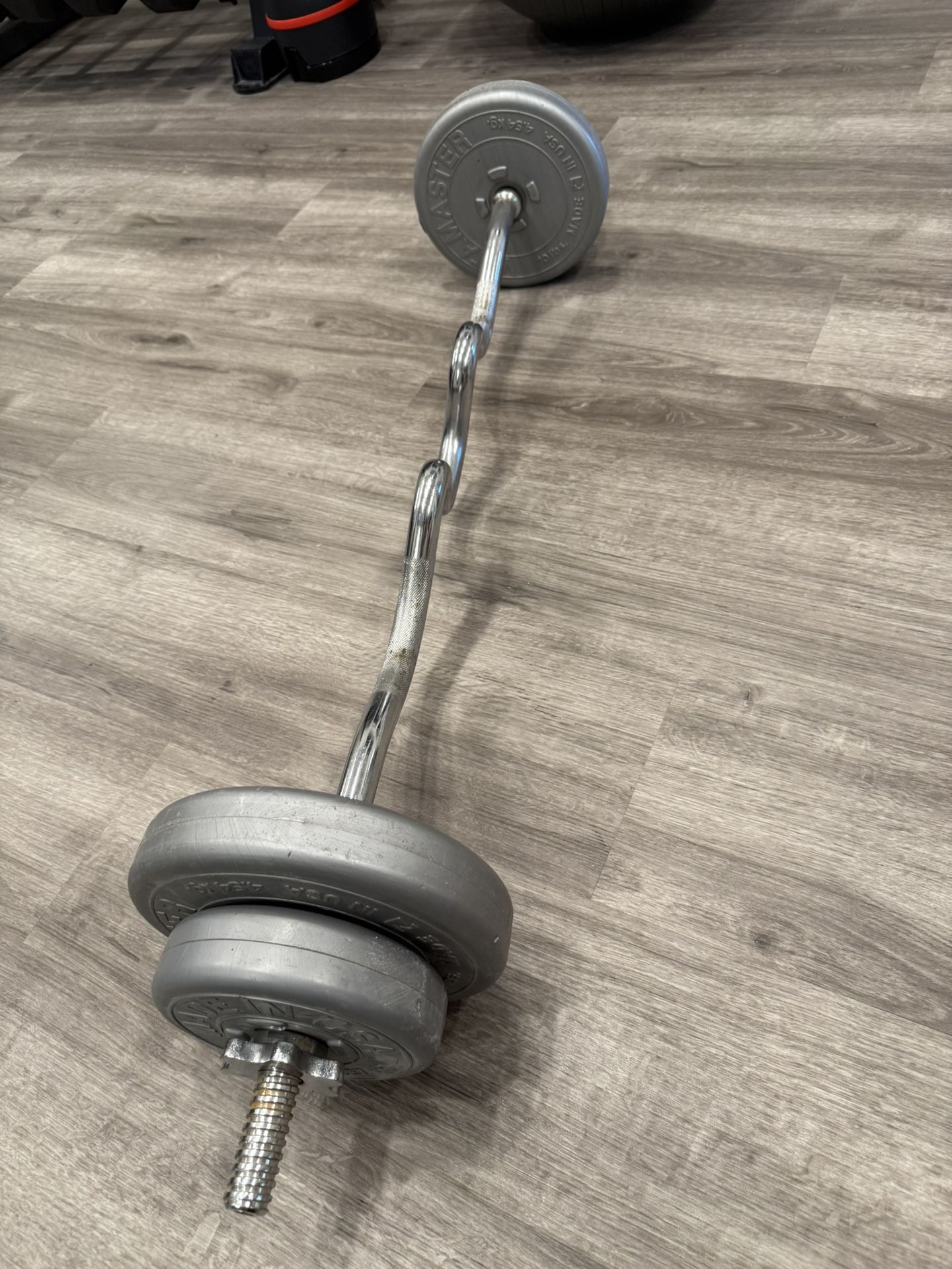 Curl Bar - With 30 Lbs Of Weights