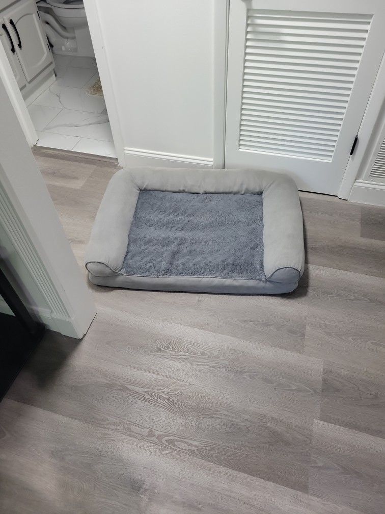 Gray Dog Bed Excellent Condition!