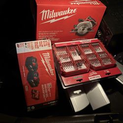 Milwaukee Tools Circular Saw, Drillbit Set,M18XC5.0 Battery