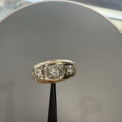 14KYG Gent’s Diamond Band 