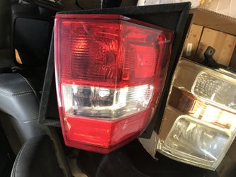2011/2014 FORD F-150/ EXPEDITION Tail Light Mirror
