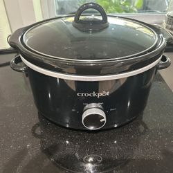 Classic Crock-Pot 4-Quart Slow Cooker - Excellent Condition!