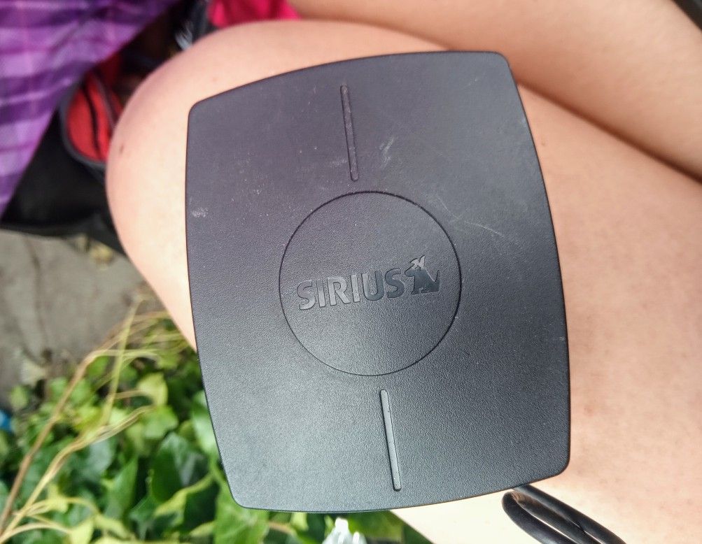 SiriusXM Satellite Radio Outdoor/Home Antenea