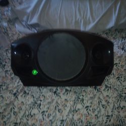 Mackie Freeplay powered speaker