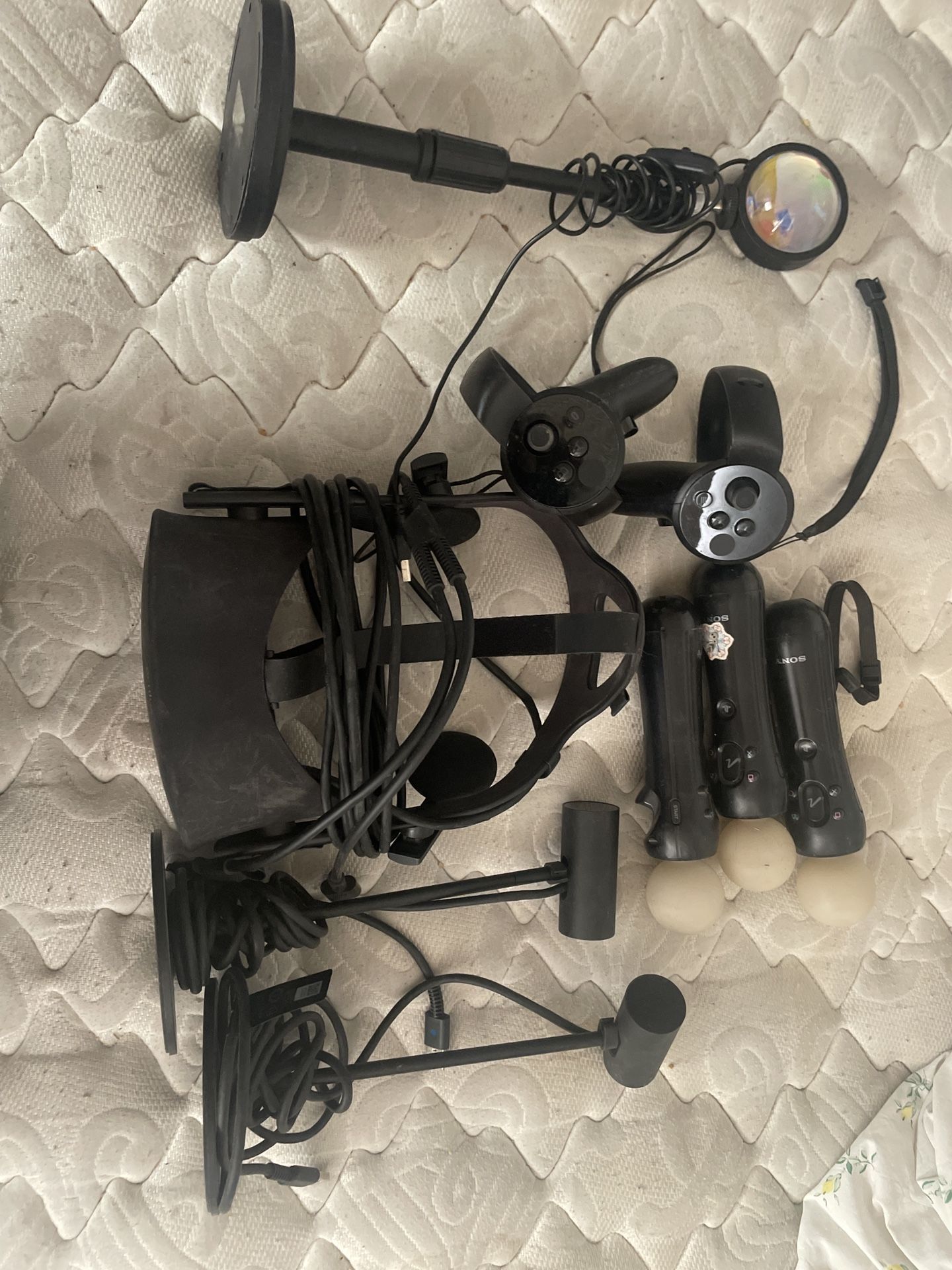 Oculus Equipment