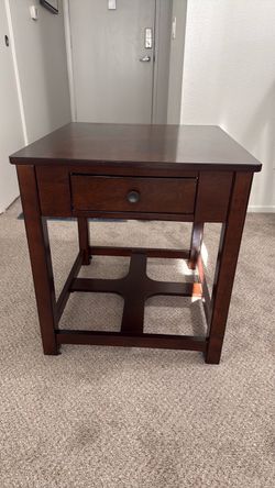 End table