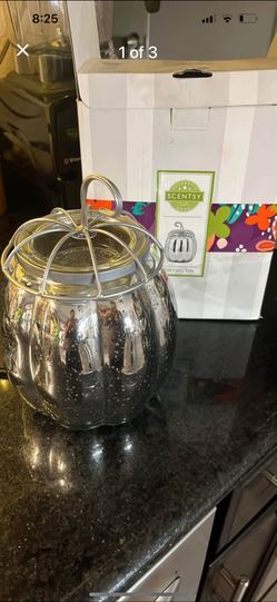Scentsy Pumpkin Candle Warmer