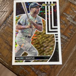 Topps Mickey Mantle Baseball Card