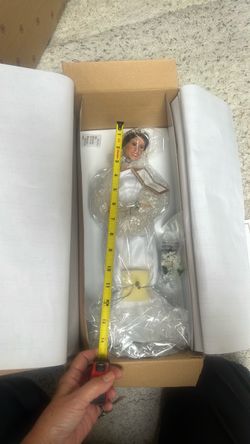 Meghan, Royal Romance Doll
