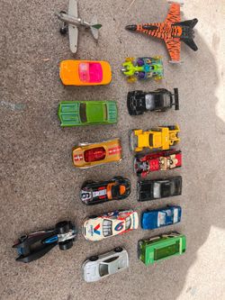 Mixed Lot of Toy Cars and Planes