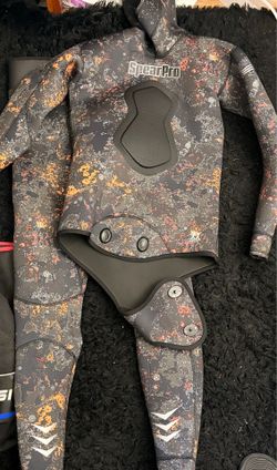 SpearPro 5mm Spearfishing Wetsuit – Size Large (best offer!)