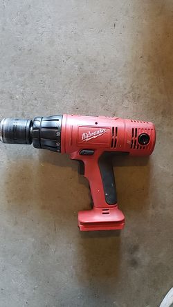 18 volt Milwaukee hammer drill