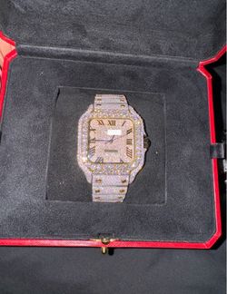 C WATCH iCED OUT FOR SALE COMES WiTH BOX
