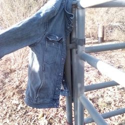 H & M  Ladies Denim Jacket $20 obo