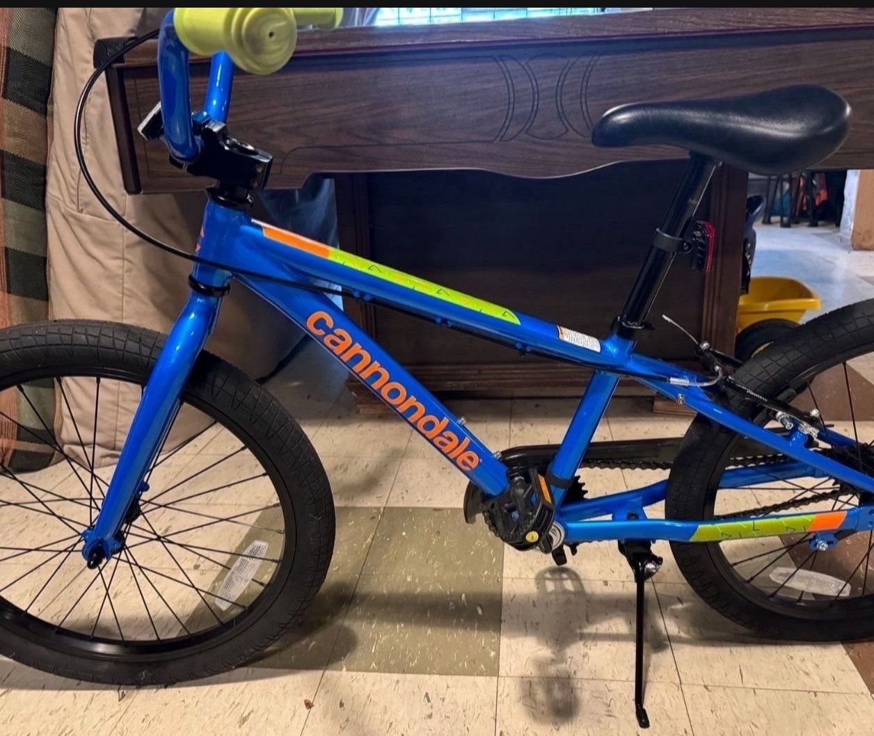 Cannondale bike 20” tire