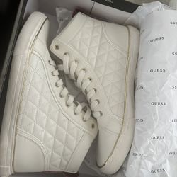 Men’s Guess Size 11