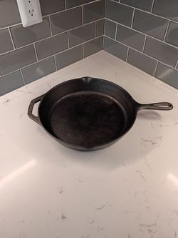Lodge USA 8SK Cast Iron Skillet