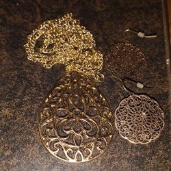 Golden Necklace/Earrings