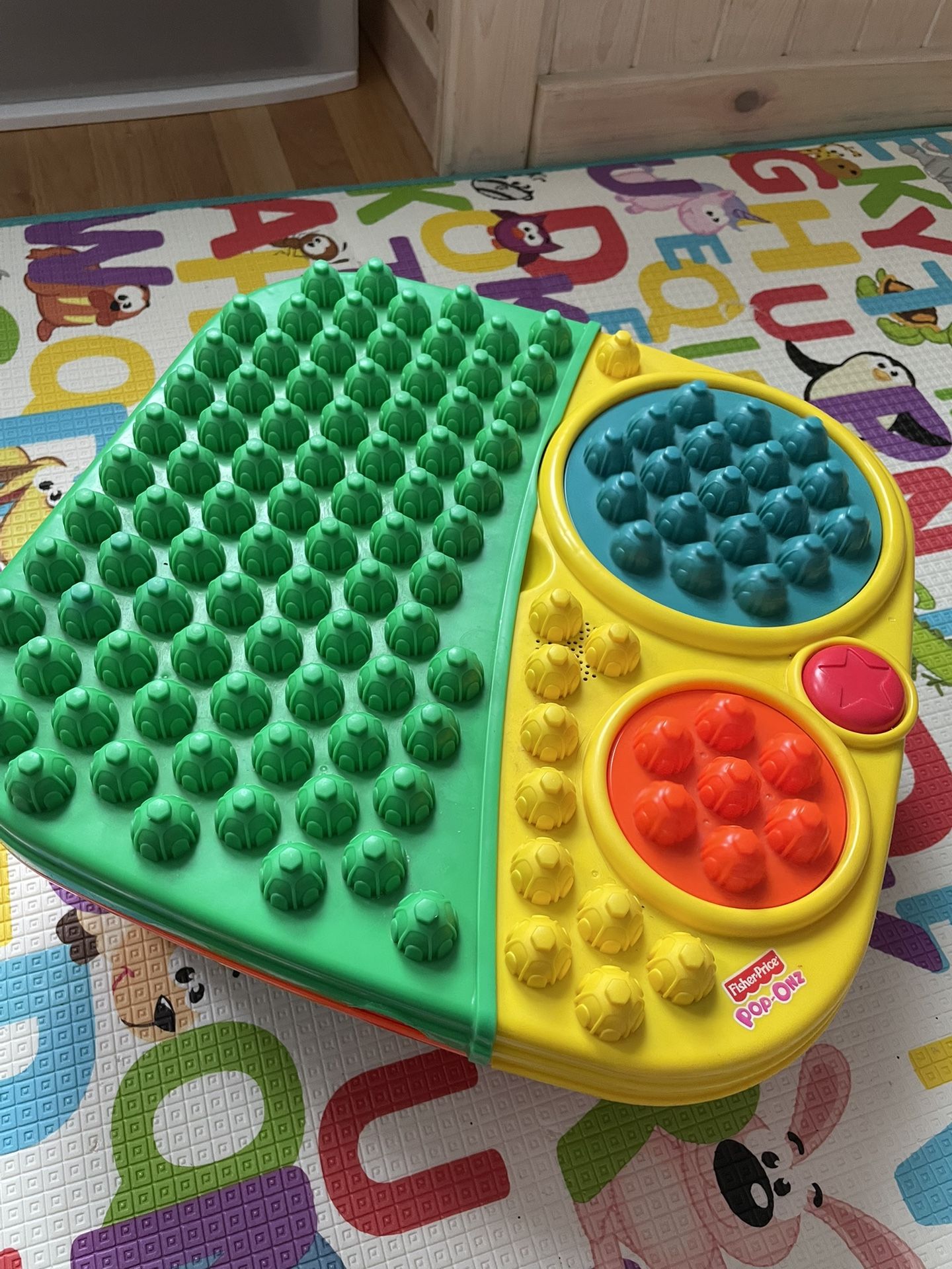 Fisher Price Pop Onz Musical Twirl Spin Table Lot