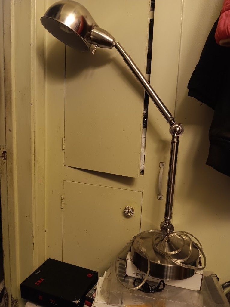!! Desk Lamp Adjustable