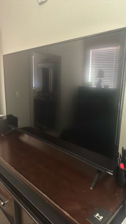 50 inch Vizio TV & sound bar