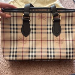 Burberry Purse