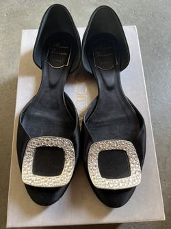 Roger Vivier Women Flat Size 7