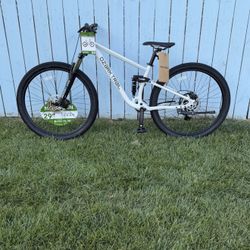 Ozark Trail FS.2 Slalom Full Suspension Mountain Bike, 29" Wheels, Medium Frame, Off-White, Adult