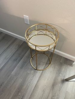 Gold Metal Round Accent Side Table