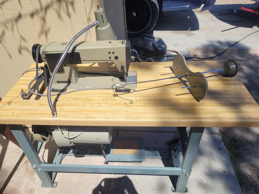 Consew Cn 2230 Sewing Machine