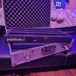 Pedaltrain 2  w/Hard Road Case