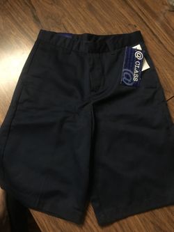 New with tag navy uniform shorts. Boys sz 12