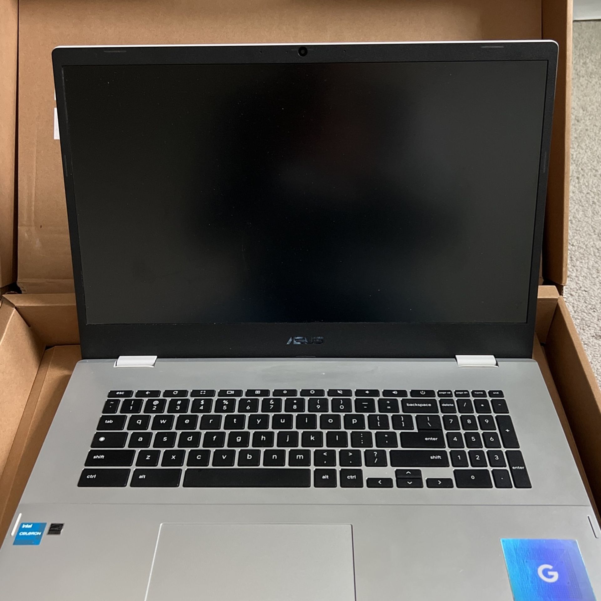 New Asus 17” Chromebook 4GB RAM 32GB eMMC Intel N4500