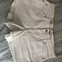 GAP shorts