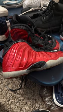 Kids Nike foams