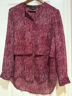 Banana Republic Burgundy and White long sleeve button up shirt