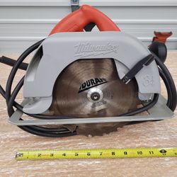 Milwaukee Circular Saw