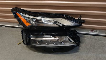 2021 - 2025 Nissan Rogue Right Headlight Complete