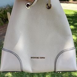Michael Kors Drawstring Bucket Bag