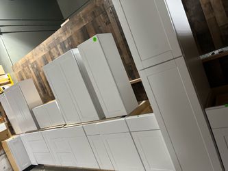 💥💥White Shaker kitchen cabinets  10-Piece 💥💥