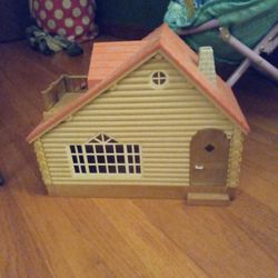 Vintage Doll House 