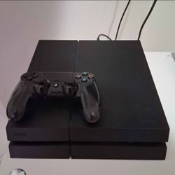 Ps4 - With Controllers