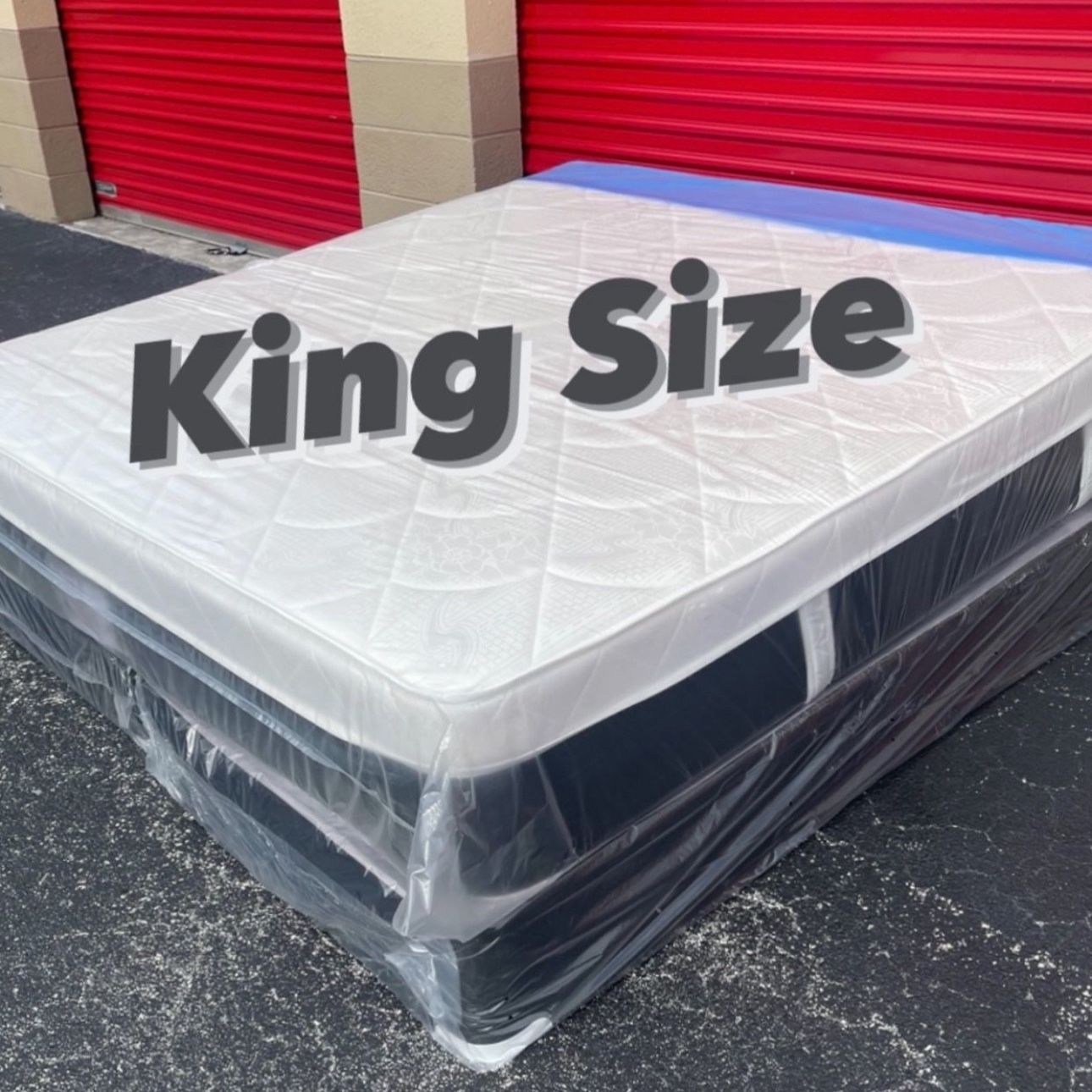 NEW Mattress King Size Plush Pillowtop With Box Spring // Offer  🚚