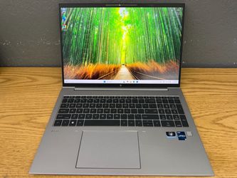 HP ZBook Firefly 16 G9, Mobile Worksration PC, 16 GB ram DDR5, core i7- 12th gen