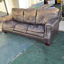 Sanitized Couch For Free First Come First Serve