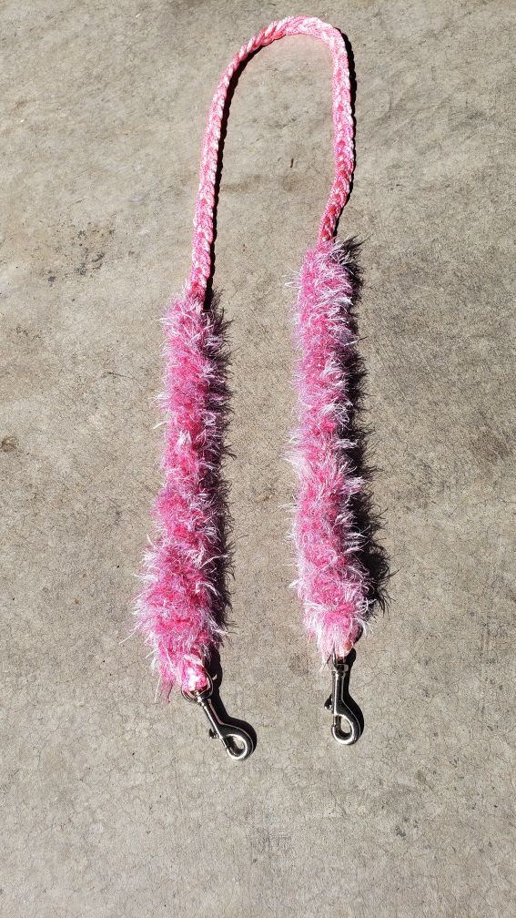 Too cute pink fuzzy reins 66 inches with snaps